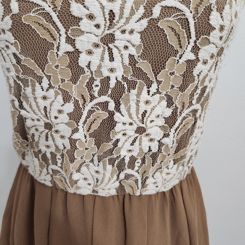 Elegant Lace Overlay Dress - Cream and Brown - Picture 4 of 7